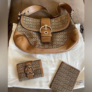 Coach signature soho buckle flap purse with wallet and passport cover